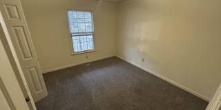 137 Oakcrest Road Gallery 21