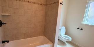 3 Bed and 3 Bath Home Located Off of Forest Ave Gallery 38
