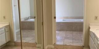 3400 Hawkwood Gallery 11