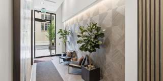 2108-10 WALNUT Street Gallery 30