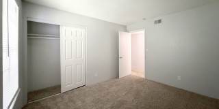 Ascot Place Gallery 34