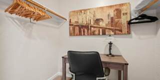 FULLY FURNISHED home available now. FULLY FURNISHED home available now. Gallery 11
