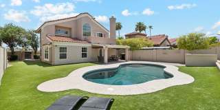 6824 W MORROW Drive Gallery 1