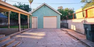 Charming 3 Bedroom in Historical Tower District Gallery 45