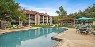 Waters Edge Apartment Homes Gallery 25