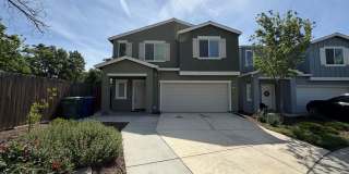 Sunny  Sparkling Two Story Home with 3 Bedrooms  2½ Bathrooms. Gallery 1