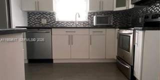 432 Palmetto Dr # 0 MIAMI SPRINGS, FL 33166 Gallery 12