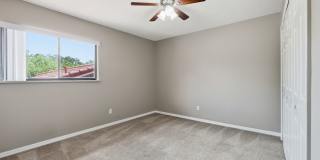 3 bedroom condo Gallery 27