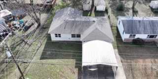 3 Bedroom 2 Bath home | Fenced in back yard | In Town Gallery 1