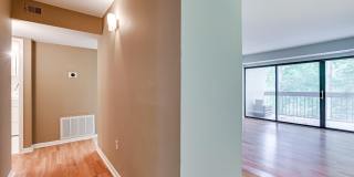 2210 SPRINGWOOD Drive Gallery 6