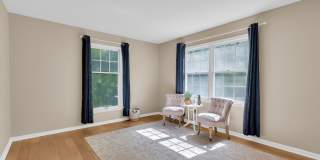 7707 LAKE GLEN Drive Gallery 14