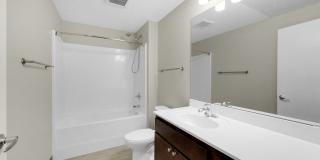 The Cameron North Loop - Affordable Housing Gallery 22