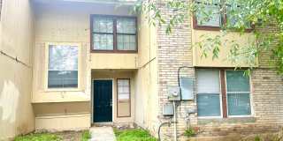 *COMING SOON* 2-Story 3 Bedroom / 2 Bath Home Near Randolph AFB! Gallery 1