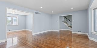 523 RHODE ISLAND Avenue Gallery 7