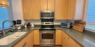 Partially Furnished 3 Bedroom / 2.5 Bathroom Townhome for Rent in Iliahi at Kehalani! Gallery 1