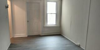 Spacious 5 Bedroom, 1 Bathroom Single-Family Home with Yard – Allentown Gallery 9