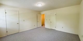 2 Bedroom, 1.5 Bath Townhouse Gallery 15