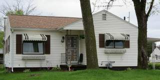 3 - 4 bedroom 1 1/2 Bath Single Family Home 302 Sherman Waterloo, IA Gallery 1