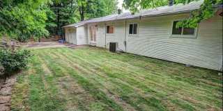 Available August 1st!  3-Bedroom, 1-Bathroom Home, Near Downtown Fayetteville Gallery 17