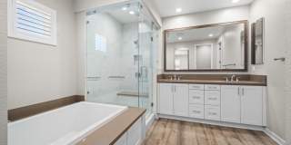 16205 Camden Circle Gallery 43