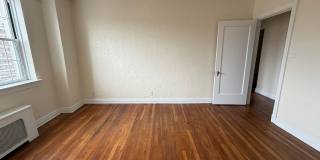 New King Edward Gallery 759