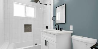 1021 N Genesee Ave Gallery 9