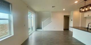 3 Bdrm, 2.5 Ba Townhouse w/2 Car Attached Garage Available For Rent Gallery 11