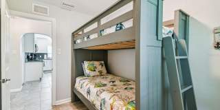 1523 BAYSHORE BOULEVARD Gallery 24