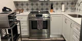 1400 Saint Charles Pl Gallery 4