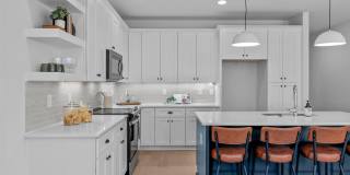 **OFFERING REFUNDABLE APPLICATION FEES & $200 MOVE IN PROMOTION** New Construction 3BD, 3.5BA End-Unit Raleigh Townhome with a Large Upstairs Bonus Room & Full Bathroom Inside the Beltline Near Lake J Gallery 10