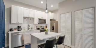 442 North Aberdeen Street Gallery 2