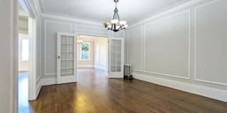 2030 Franklin Street Gallery 1