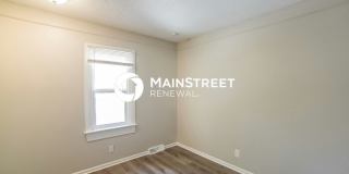 5209 South Cottage Avenue Gallery 7