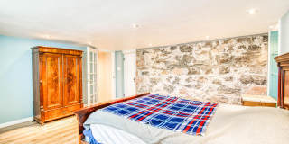 1701 ELM Street Gallery 77