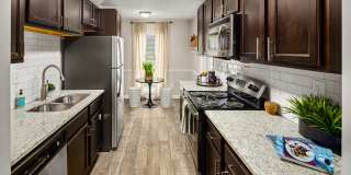 Park at Abernathy Square Apartments Gallery 8