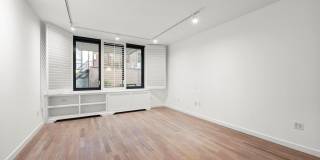 50 W 15TH Street Gallery 7