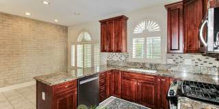 $750 Off 1st Month's Rent -3 Bdrm/ 3.5 Bath, Home with Garage in Downtown Wilmington Gallery 7