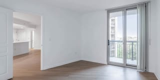 2201 Wilson Gallery 22