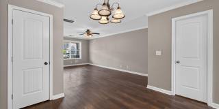 Pet Friendly Two Bedroom! Gallery 13
