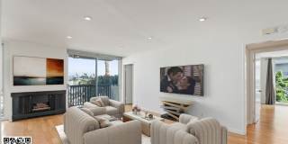 1134 Alta Loma Rd Gallery 2