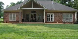 Maple Ridge Golf Community 4 Bedrooms 3 Bath Gallery 16