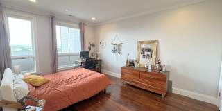 87 Medford St Gallery 8