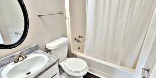 Avalon Cove Townhomes Gallery 48