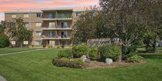 Cherry Court Gallery 24