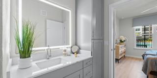 55+ Active Adult Apartment Homes - The Pointe at Lakewood Ranch Gallery 14