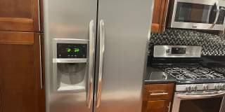 1270 Whiteplains Road Gallery 1