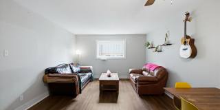 2 Bed 1 Bath Condo by UT and CapMetro Stop Gallery 4