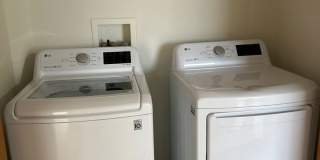 CHARMING 3 BEDROOMS 2 BATH TOWN HOUSE Gallery 17