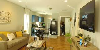 Room in 4 Bedroom Home at Mayson Turner Rd NW Gallery 10