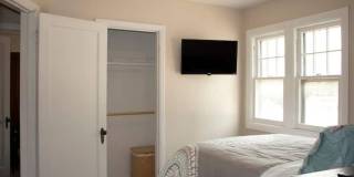 Bungalow by the Green! Executive SLC Rental Home Gallery 22